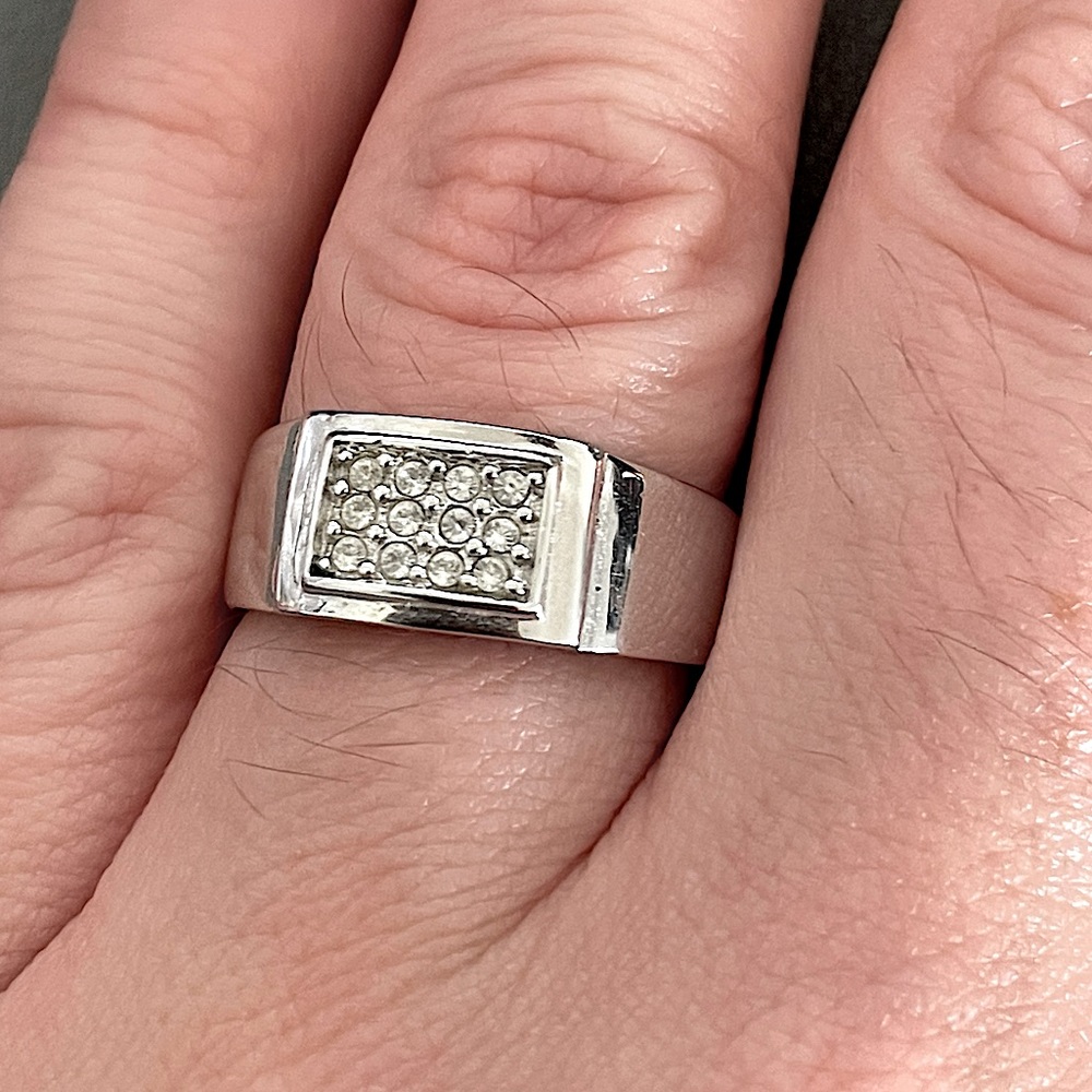 Silver band
